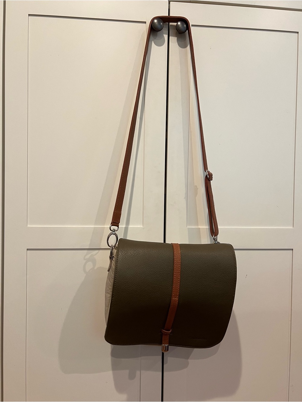 Cardon (Argentina) Genuine Leather Crossbody bag